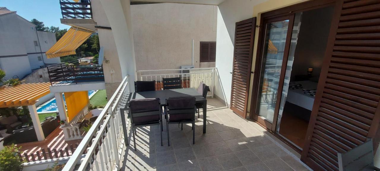 Apartments Skelin Водице Екстер'єр фото